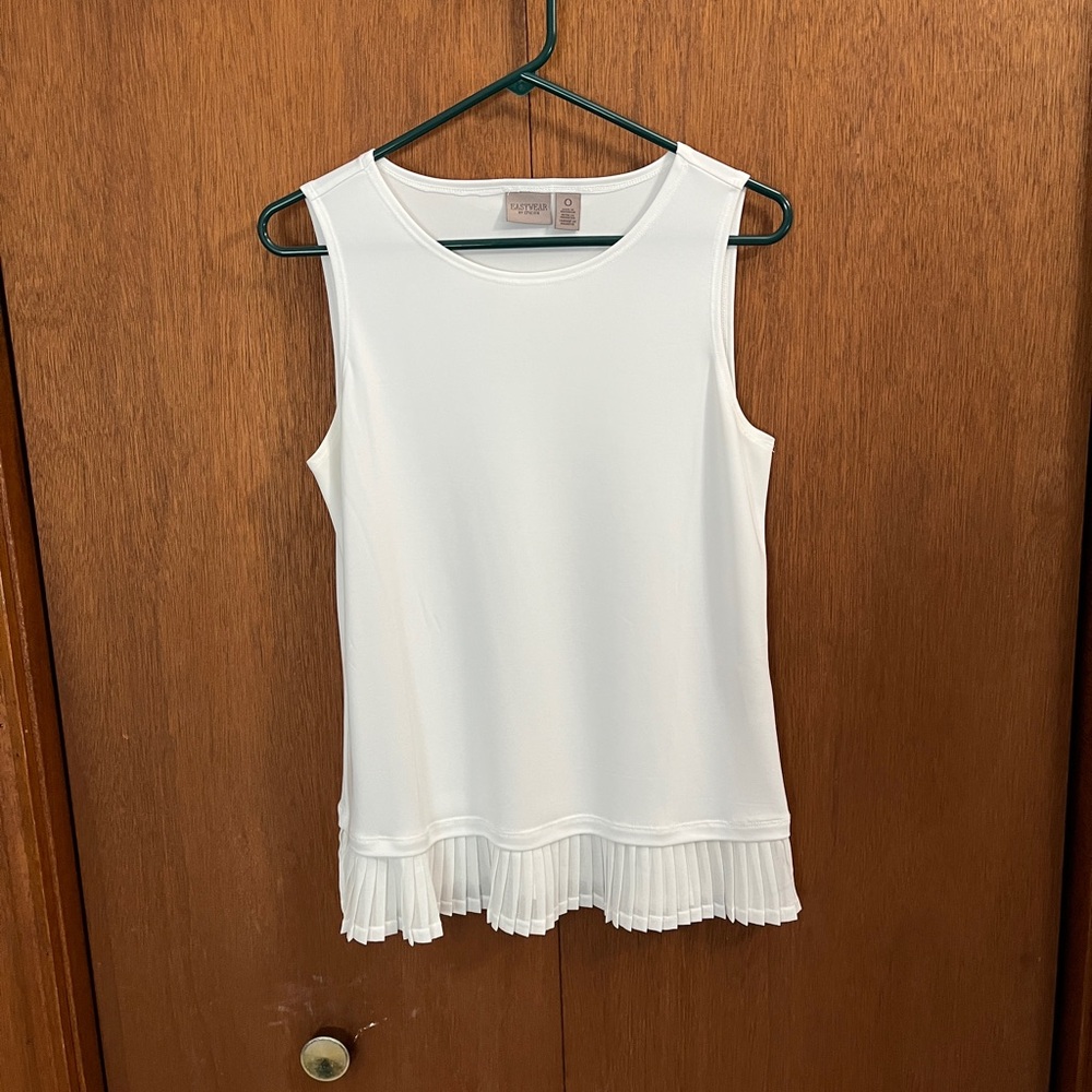 Chico's White Tank Top with Pleated Detail
